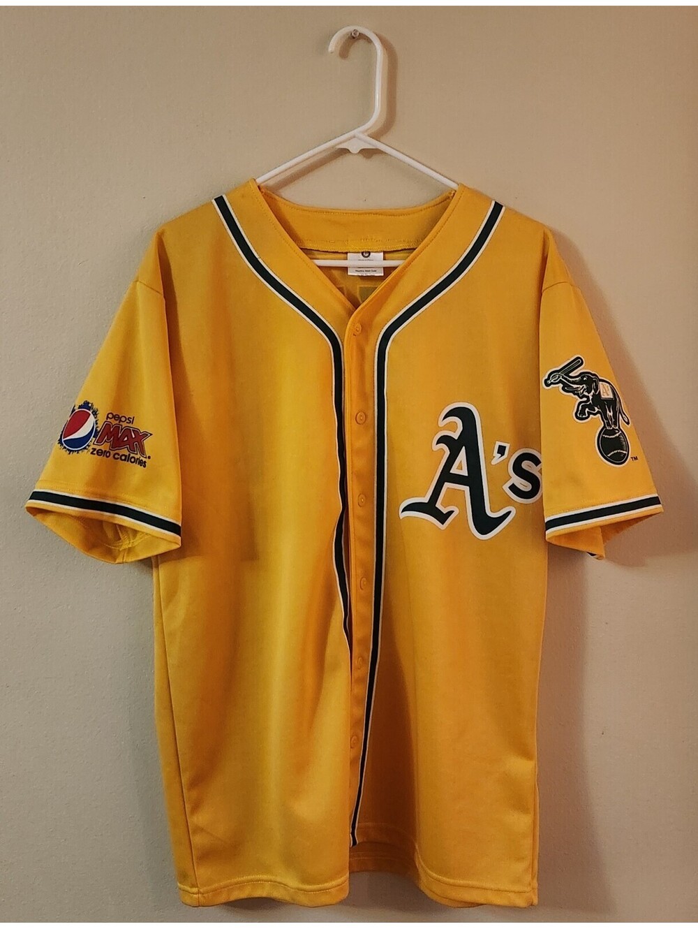 Kurt Suzuki #8 Oakland A's Jersey Men's Large Yellow Pepsi Max Promo MLB Gear